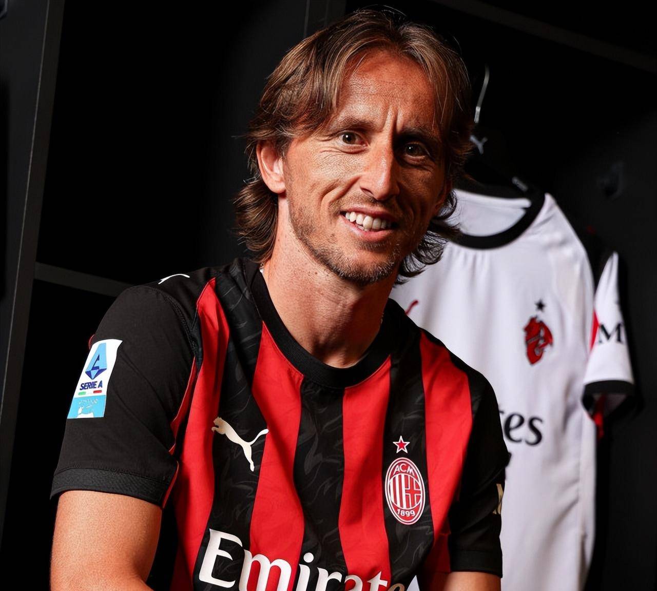 中国足坛2025赛季大结局：海港中超夺冠，国安收获足协杯