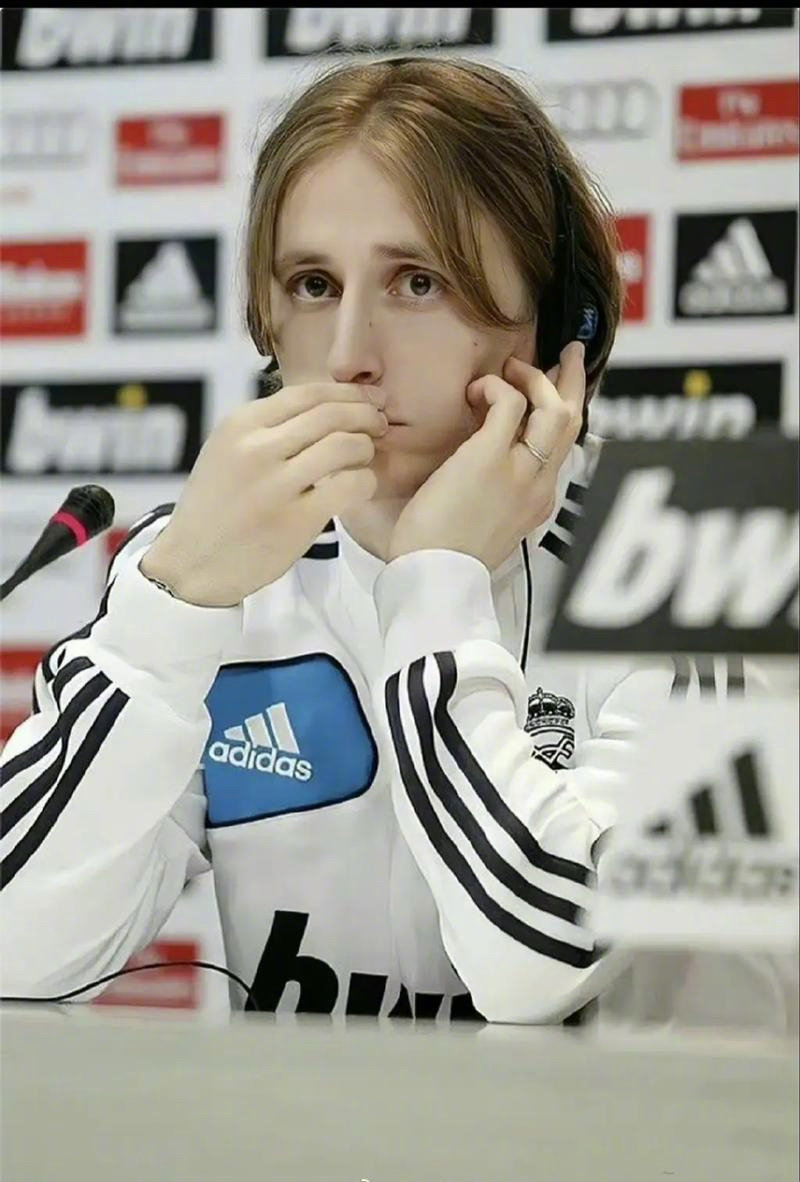 德天空：吉拉西的离队条款适用于皇萨城车、曼联、红军、枪手